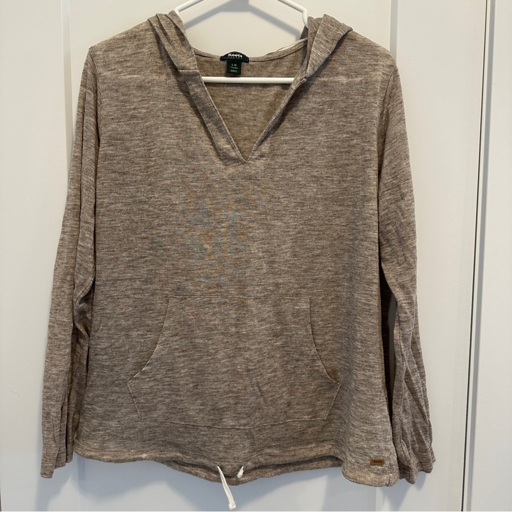 Roots Heathered Beige Lightweight Pullover Hoodie Sweater Size Large Women’s